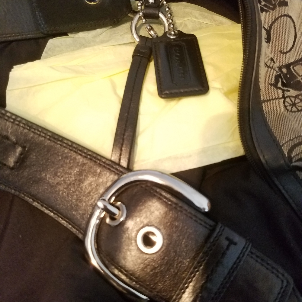 Coach Poppy Hobo Handbag - Picture 5 of 5